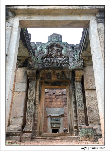 2006 - 07 - Temple angkor - Bantea Samre 04